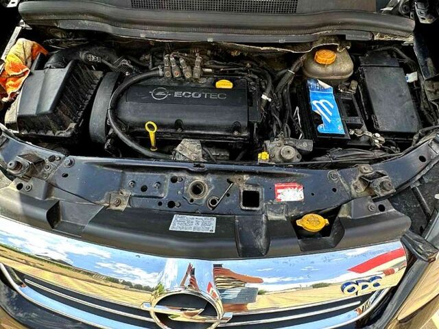 Опель Зафіра, об'ємом двигуна 1.8 л та пробігом 260 тис. км за 7700 $, фото 6 на Automoto.ua