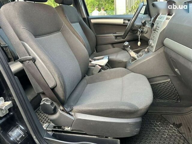 Опель Зафира, объемом двигателя 1.7 л и пробегом 214 тыс. км за 7000 $, фото 8 на Automoto.ua