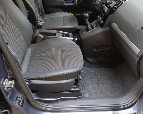 Опель Зафира, объемом двигателя 1.7 л и пробегом 230 тыс. км за 7999 $, фото 25 на Automoto.ua