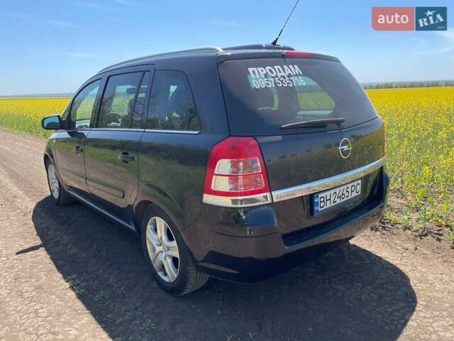Опель Зафіра, об'ємом двигуна 1.7 л та пробігом 250 тис. км за 7600 $, фото 4 на Automoto.ua