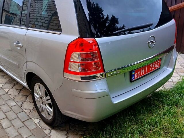 Опель Зафіра, об'ємом двигуна 1.8 л та пробігом 172 тис. км за 7500 $, фото 1 на Automoto.ua