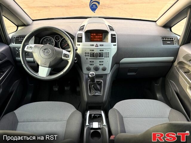 Опель Зафира, объемом двигателя 1.7 л и пробегом 200 тыс. км за 7000 $, фото 11 на Automoto.ua