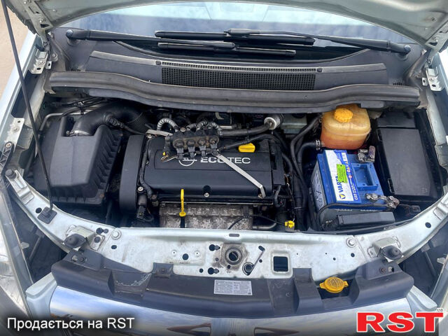 Опель Зафіра, об'ємом двигуна 1.8 л та пробігом 217 тис. км за 7100 $, фото 11 на Automoto.ua