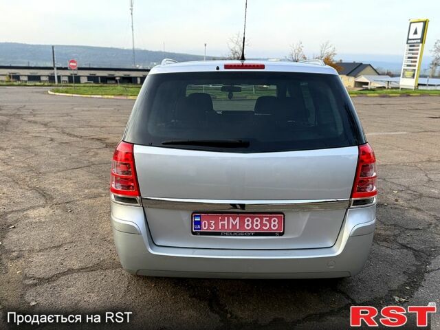 Опель Зафира, объемом двигателя 1.7 л и пробегом 200 тыс. км за 7000 $, фото 6 на Automoto.ua