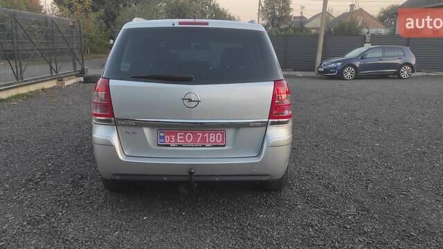 Опель Зафира, объемом двигателя 0 л и пробегом 238 тыс. км за 6000 $, фото 3 на Automoto.ua