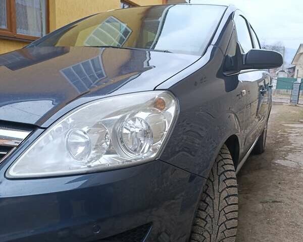 Опель Зафира, объемом двигателя 1.7 л и пробегом 230 тыс. км за 7999 $, фото 12 на Automoto.ua