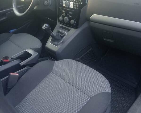 Опель Зафира, объемом двигателя 0 л и пробегом 232 тыс. км за 6600 $, фото 8 на Automoto.ua