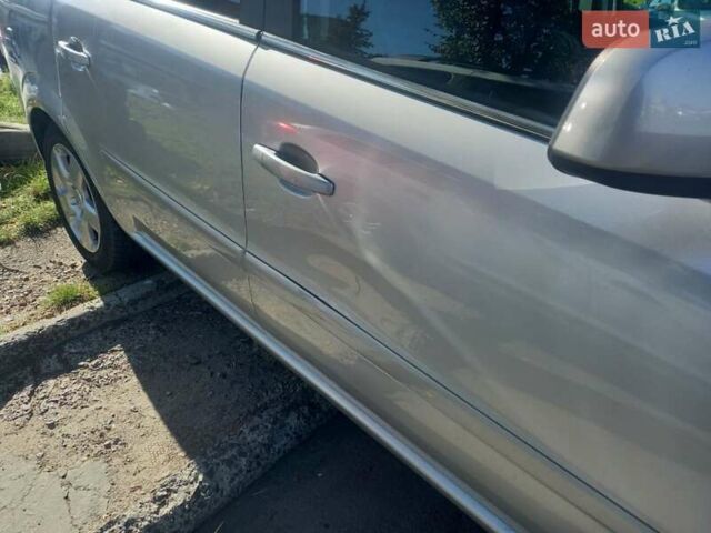 Опель Зафира, объемом двигателя 1.7 л и пробегом 245 тыс. км за 7500 $, фото 4 на Automoto.ua