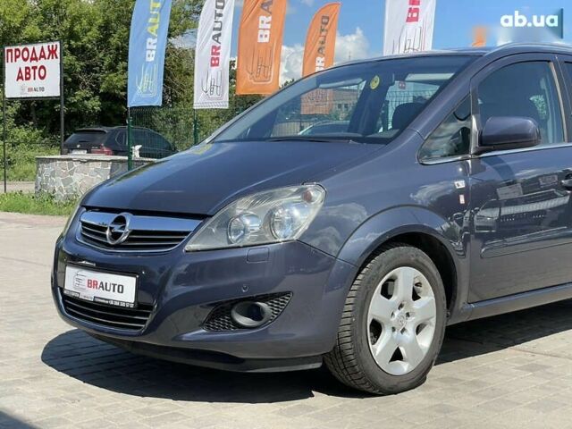 Опель Зафира, объемом двигателя 2.2 л и пробегом 100 тыс. км за 8555 $, фото 3 на Automoto.ua