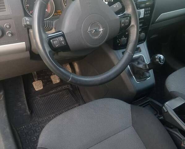 Опель Зафира, объемом двигателя 0 л и пробегом 232 тыс. км за 6600 $, фото 17 на Automoto.ua