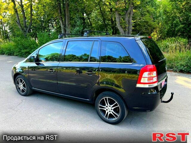 Опель Зафира, объемом двигателя 1.8 л и пробегом 245 тыс. км за 7300 $, фото 2 на Automoto.ua