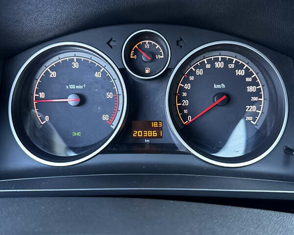 Опель Зафіра, об'ємом двигуна 1.69 л та пробігом 200 тис. км за 6700 $, фото 36 на Automoto.ua