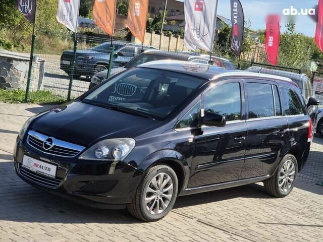 Опель Зафира, объемом двигателя 2.2 л и пробегом 165 тыс. км за 8699 $, фото 2 на Automoto.ua