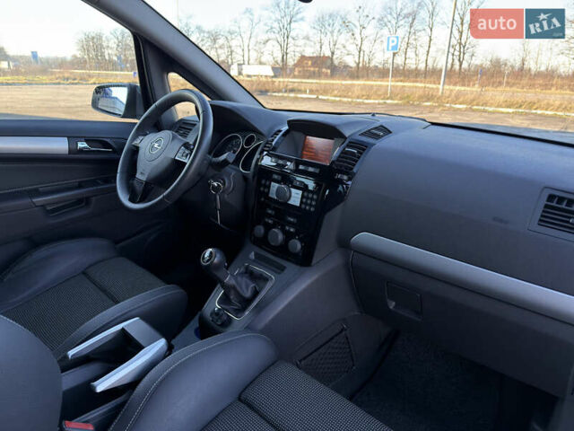 Опель Зафира, объемом двигателя 1.8 л и пробегом 200 тыс. км за 8300 $, фото 18 на Automoto.ua