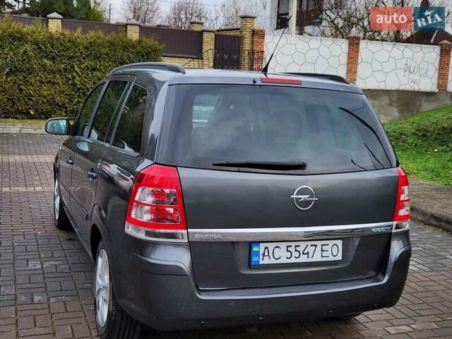 Опель Зафира, объемом двигателя 1.7 л и пробегом 243 тыс. км за 5400 $, фото 9 на Automoto.ua