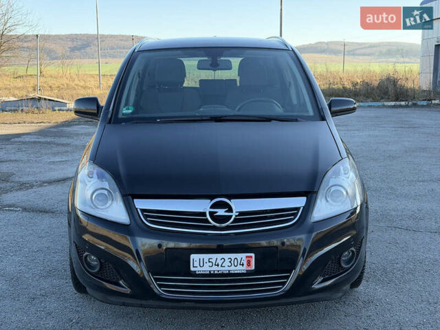 Опель Зафира, объемом двигателя 1.8 л и пробегом 200 тыс. км за 8300 $, фото 4 на Automoto.ua