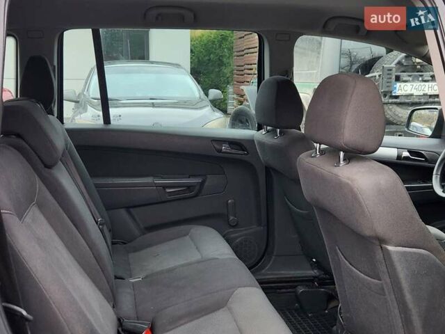 Опель Зафира, объемом двигателя 1.7 л и пробегом 243 тыс. км за 5400 $, фото 24 на Automoto.ua