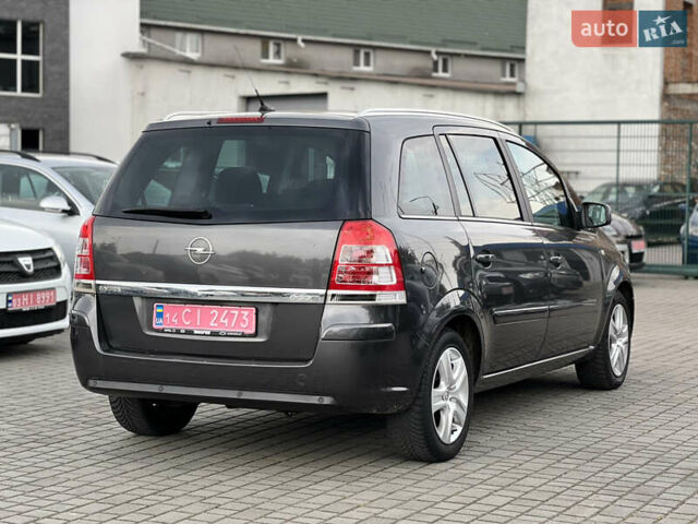 Опель Зафира, объемом двигателя 1.7 л и пробегом 217 тыс. км за 7600 $, фото 5 на Automoto.ua