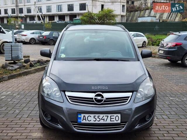 Опель Зафира, объемом двигателя 1.7 л и пробегом 243 тыс. км за 5400 $, фото 2 на Automoto.ua