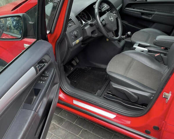 Опель Зафира, объемом двигателя 1.7 л и пробегом 223 тыс. км за 6899 $, фото 4 на Automoto.ua