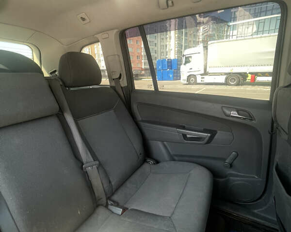 Опель Зафіра, об'ємом двигуна 1.7 л та пробігом 311 тис. км за 7000 $, фото 7 на Automoto.ua