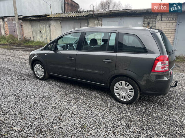 Опель Зафира, объемом двигателя 1.6 л и пробегом 173 тыс. км за 7200 $, фото 13 на Automoto.ua
