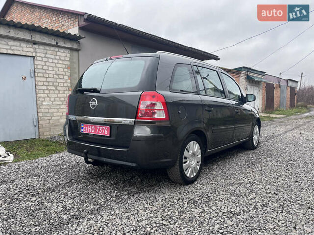 Опель Зафира, объемом двигателя 1.6 л и пробегом 173 тыс. км за 7200 $, фото 9 на Automoto.ua