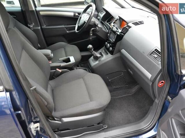 Опель Зафира 2012 в Львове на Automoto.ua Опель Зафира, объемом двигателя 1.7 л и пробегом 196 тыс. км за 6800 $, фото 29 на Automoto.ua