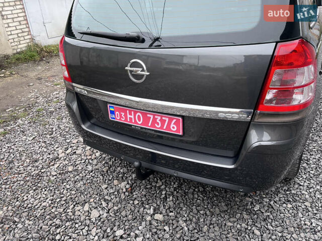 Опель Зафира, объемом двигателя 1.6 л и пробегом 173 тыс. км за 7200 $, фото 31 на Automoto.ua