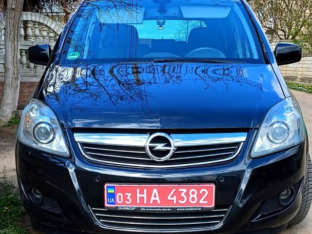 Опель Зафира, объемом двигателя 1.7 л и пробегом 235 тыс. км за 8500 $, фото 2 на Automoto.ua