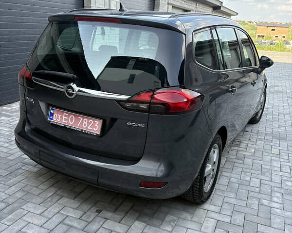 Опель Зафира, объемом двигателя 0 л и пробегом 278 тыс. км за 8300 $, фото 12 на Automoto.ua