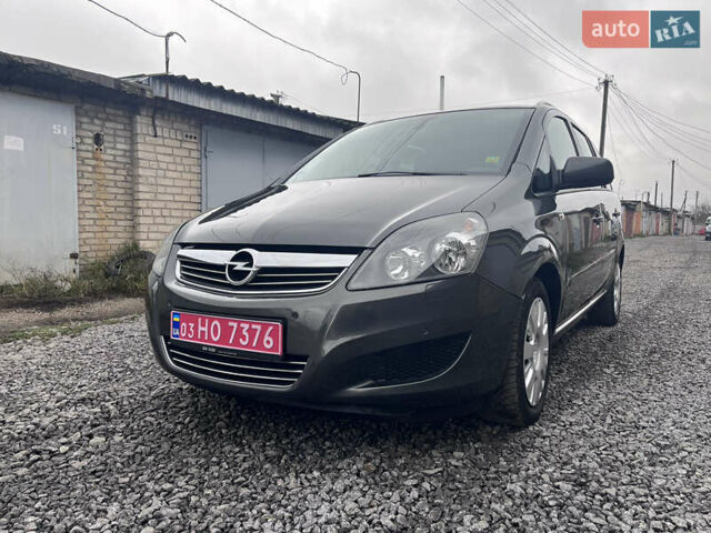 Опель Зафира, объемом двигателя 1.6 л и пробегом 173 тыс. км за 7200 $, фото 18 на Automoto.ua