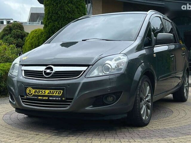 Опель Зафира, объемом двигателя 1.7 л и пробегом 185 тыс. км за 8999 $, фото 2 на Automoto.ua