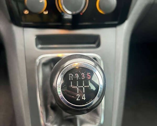 Опель Зафіра, об'ємом двигуна 1.8 л та пробігом 238 тис. км за 7750 $, фото 26 на Automoto.ua