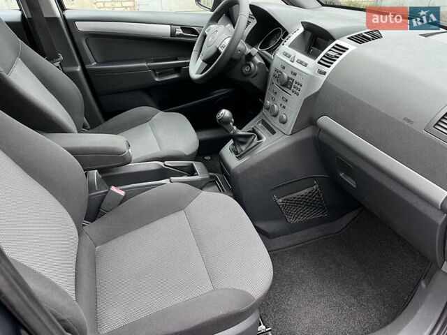 Опель Зафира, объемом двигателя 1.6 л и пробегом 173 тыс. км за 7200 $, фото 46 на Automoto.ua