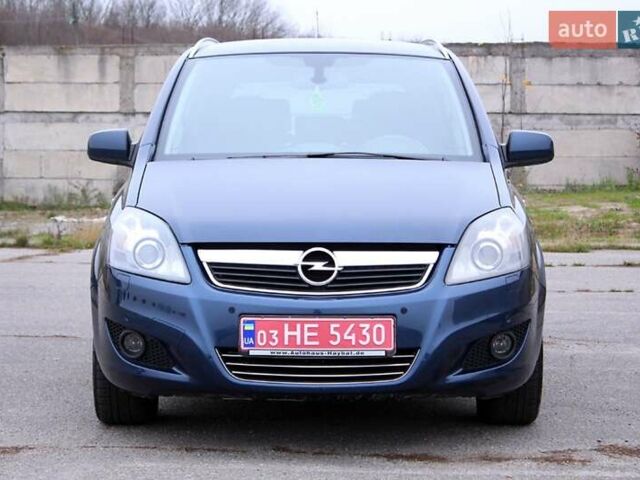 Опель Зафира, объемом двигателя 0 л и пробегом 195 тыс. км за 8300 $, фото 6 на Automoto.ua