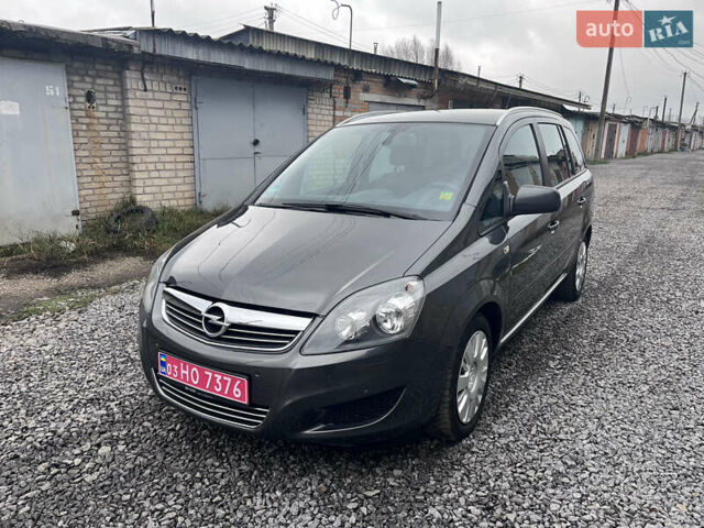 Опель Зафира, объемом двигателя 1.6 л и пробегом 173 тыс. км за 7200 $, фото 1 на Automoto.ua