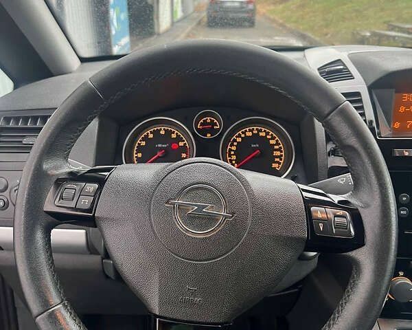 Опель Зафіра, об'ємом двигуна 1.8 л та пробігом 238 тис. км за 7750 $, фото 23 на Automoto.ua