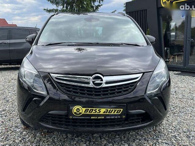 Опель Зафіра, об'ємом двигуна 2 л та пробігом 327 тис. км за 7800 $, фото 1 на Automoto.ua