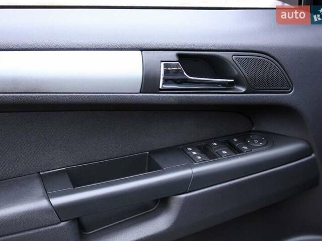 Опель Зафира, объемом двигателя 0 л и пробегом 195 тыс. км за 8300 $, фото 4 на Automoto.ua
