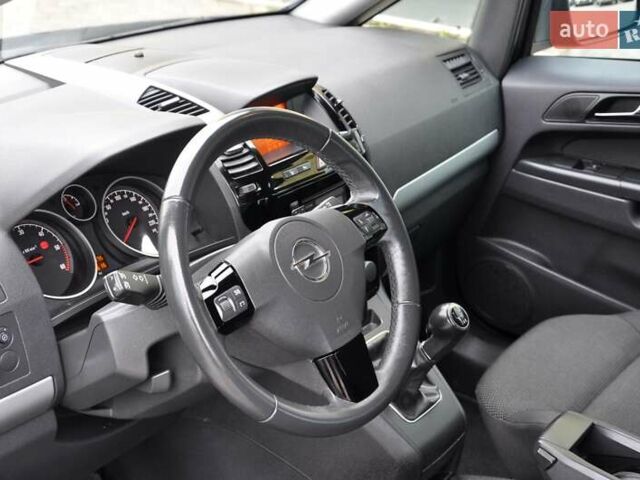 Опель Зафира 2012 в Львове на Automoto.ua Опель Зафира, объемом двигателя 1.7 л и пробегом 196 тыс. км за 6800 $, фото 17 на Automoto.ua