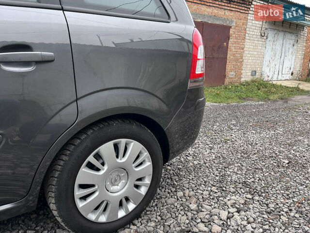 Опель Зафира, объемом двигателя 1.6 л и пробегом 173 тыс. км за 7200 $, фото 28 на Automoto.ua