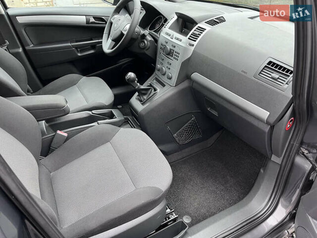 Опель Зафира, объемом двигателя 1.6 л и пробегом 173 тыс. км за 7200 $, фото 45 на Automoto.ua