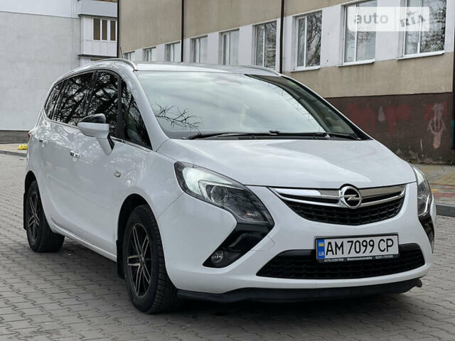 Опель Зафіра, об'ємом двигуна 2 л та пробігом 299 тис. км за 9550 $, фото 3 на Automoto.ua