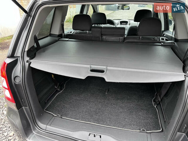 Опель Зафира, объемом двигателя 1.6 л и пробегом 173 тыс. км за 7200 $, фото 58 на Automoto.ua