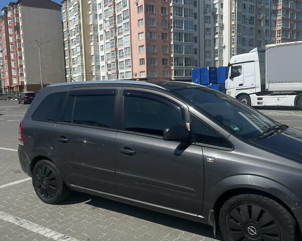 Опель Зафіра, об'ємом двигуна 1.7 л та пробігом 311 тис. км за 7000 $, фото 1 на Automoto.ua