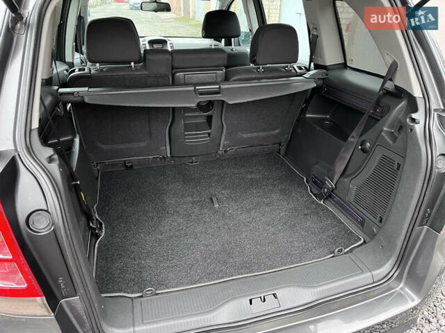 Опель Зафира, объемом двигателя 1.6 л и пробегом 173 тыс. км за 7200 $, фото 55 на Automoto.ua