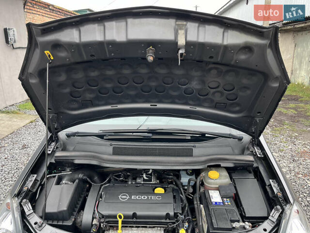 Опель Зафира, объемом двигателя 1.6 л и пробегом 173 тыс. км за 7200 $, фото 64 на Automoto.ua