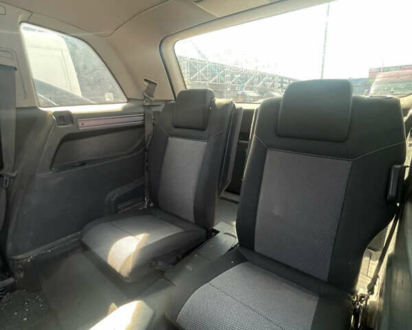 Опель Зафіра, об'ємом двигуна 1.7 л та пробігом 311 тис. км за 7000 $, фото 9 на Automoto.ua