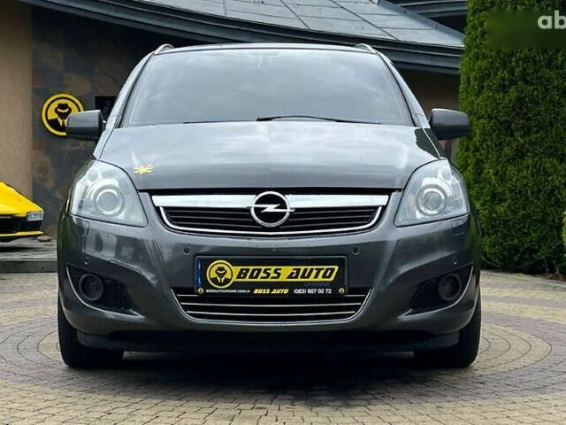 Опель Зафира, объемом двигателя 1.7 л и пробегом 185 тыс. км за 8999 $, фото 1 на Automoto.ua